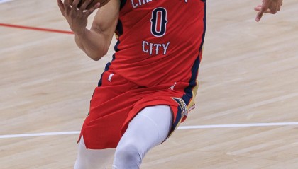 中国米兰-7号秀费尔斯最近4场场均27分4.5板5助1.8断 投篮命中率52.8%！