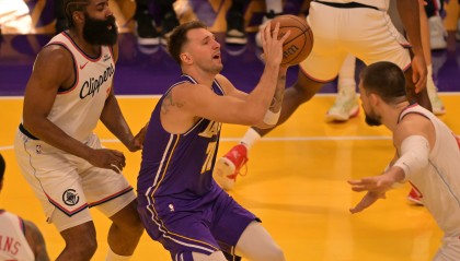 米兰体育平台-美记：东契奇的防守端移动能力联盟第二差 比他差的只有哈登