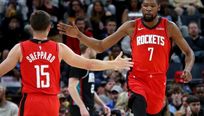 中国米兰-17分大胜！火媒：近期最佳胜利 KD延续最佳阵赛季 申京默默砍两双