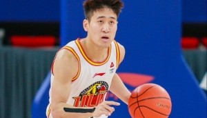 难阻失利!姜伟泽三分8中4&罚球2中2 得到18分2板4助