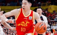 中国米兰-朱俊龙出战27分钟，投篮6中2得到5分1篮板3助攻1抢断